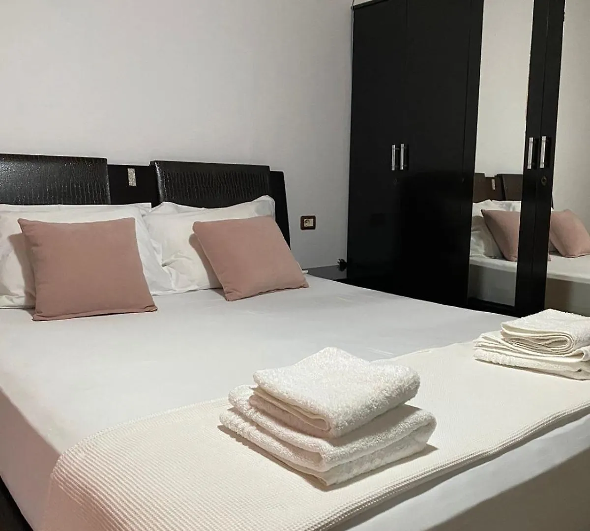 Bertis Guest House Gjirokaster Albania